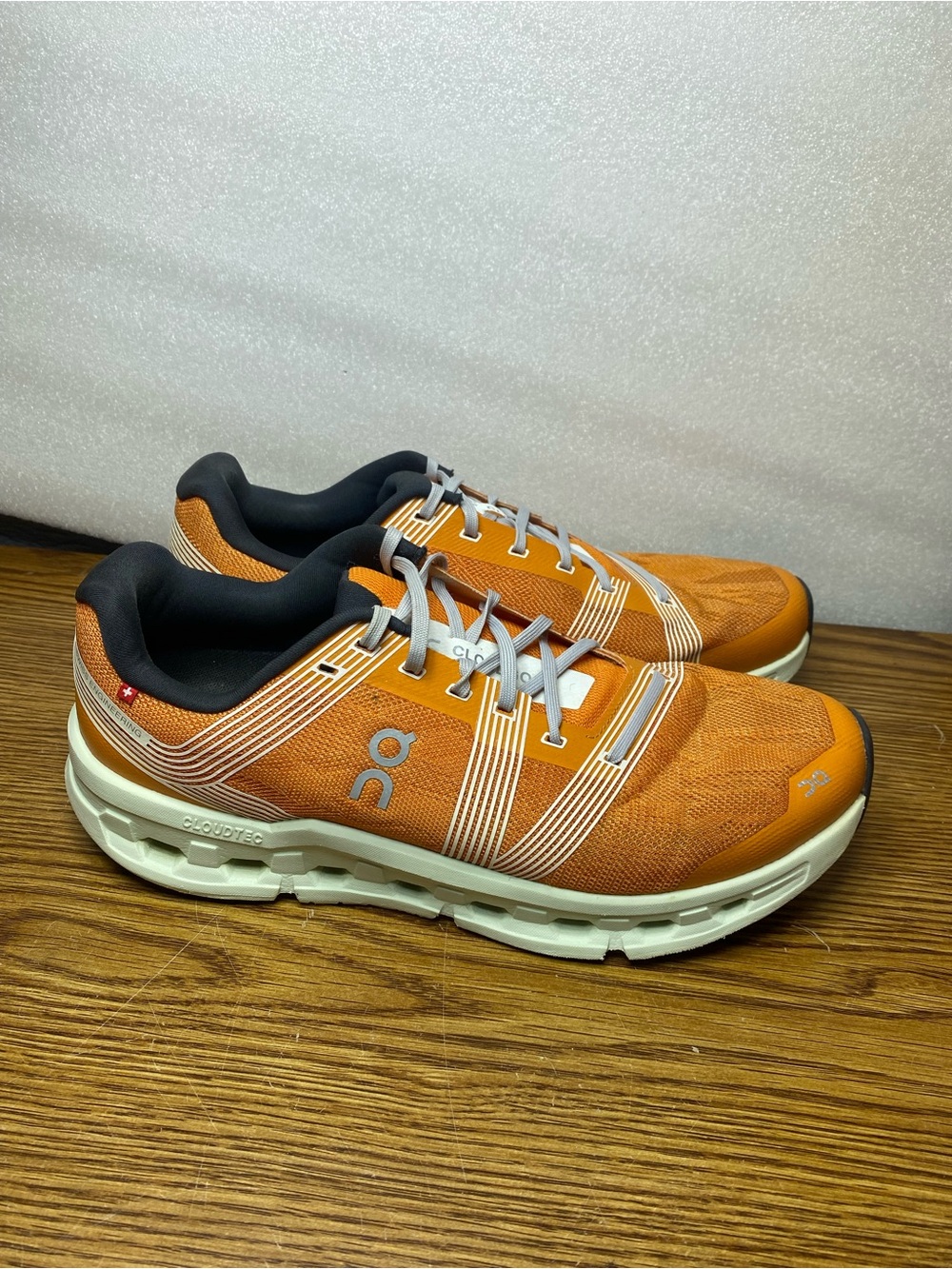 On Cloudgo Orange Turmeric Aloe Athletic Running Shoes Sneakers Mens Size 10.5 M